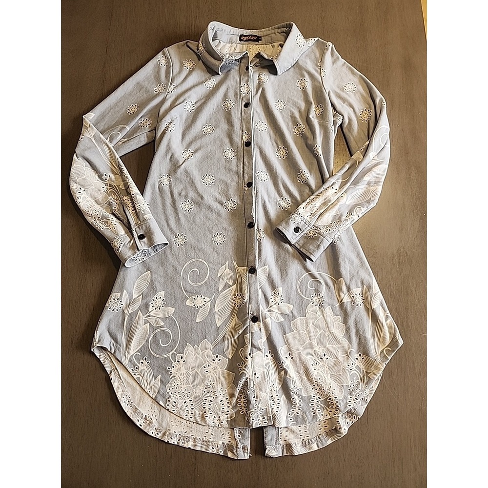 Reborn Women Sm Floral Grey-Blue Button Tunic Top Relaxed Lagenlook Soft Details